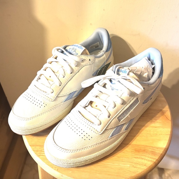 Reebok Classic Club C Revenge Vintage blue and white sneakers NWT - Picture 3 of 7